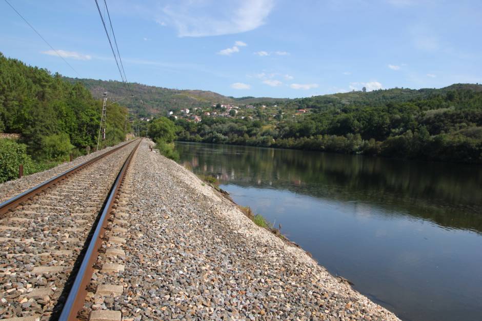 Íñigo de la Serna presenta en Lugo la conexión ferroviaria Ourense-Lugo