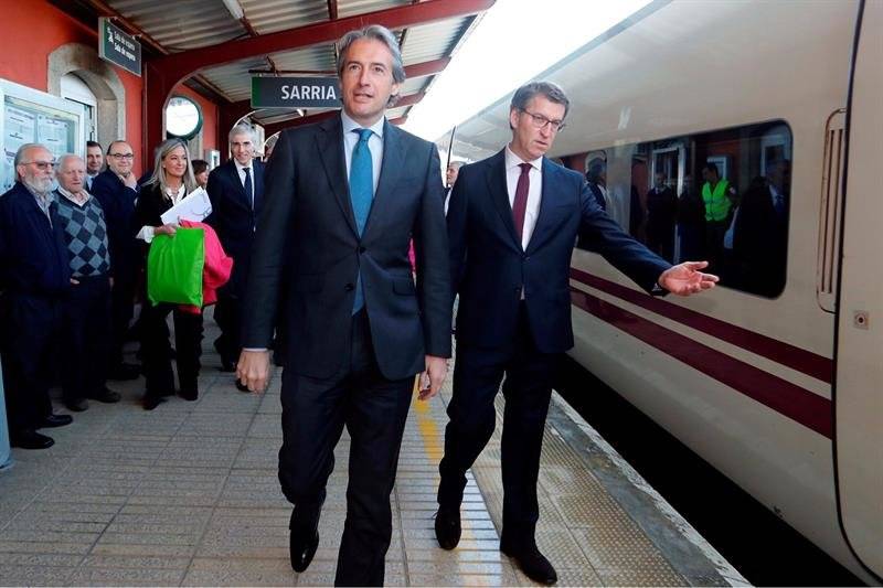 De la Serna promete un viaje en tren de Ourense y Lugo en una hora y 1.600 millones de euros para cumplirlo