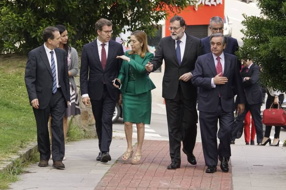 Rajoy insiste en Vigo en el compromiso del AVE por Cerdedo