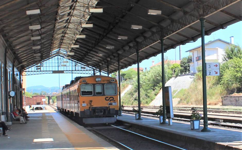 Comboios de Portugal suspende el servicio ferroviario Porto-Vigo