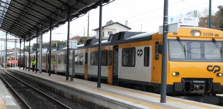 Comboios de Portugal espera inaugurar en abril la línea eléctrica desde Valença pero no contempla trenes a Vigo