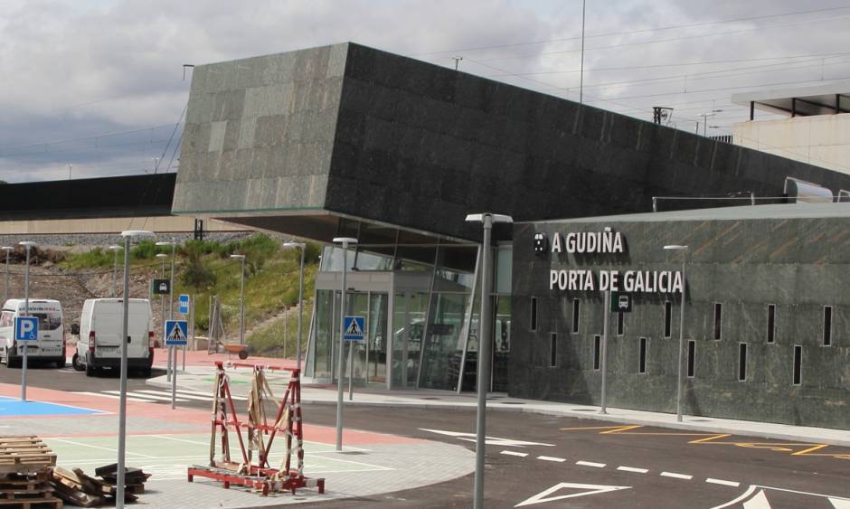 Una empresa de Verín prolongará la senda peatonal hasta la estación Porta de Galicia de A Gudiña
