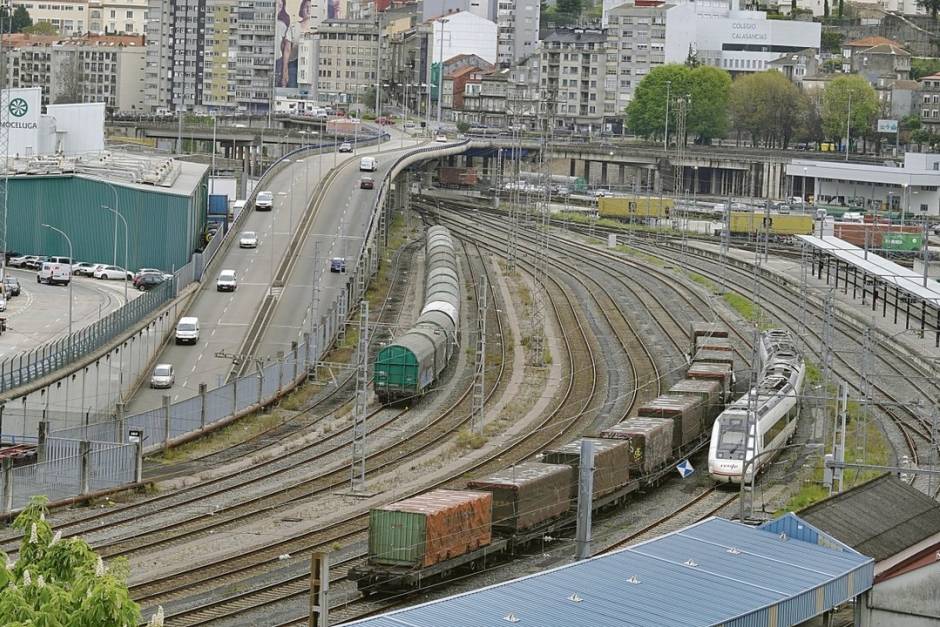 El puerto de Vigo recupera tráfico ferroviario tras una década sin trenes