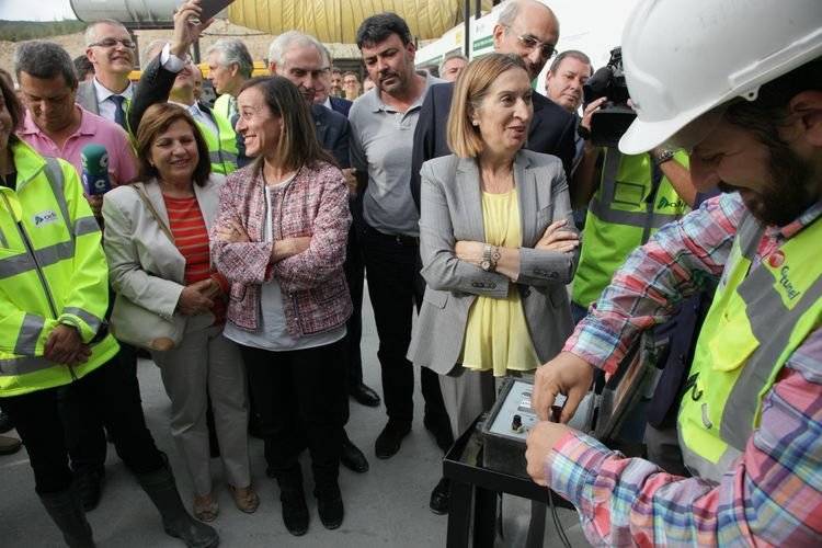 Se hace la luz entre Zamora y Ourense en los túneles de A Canda