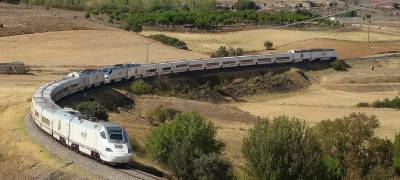 Los trenes gallegos a Madrid viajan completos durante las vacaciones de navidad