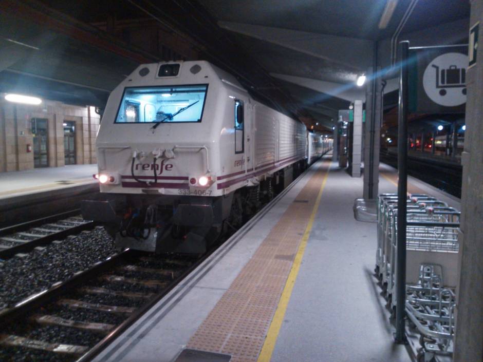 La Sexta promociona los trenes nocturnos a Galicia, que dejaron de circular hace más de dos años y medio