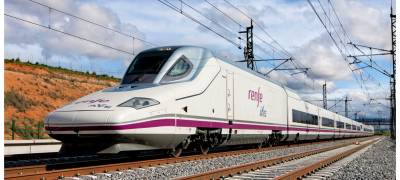 Los AVE a León rebajarán diez minutos su viaje a Madrid a partir del primer trimestre de 2018