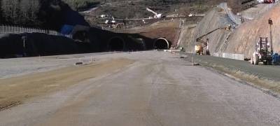 Adif cerró el mes de diciembre de 2017 con licitaciones por valor de más de 33 millones de euros en el AVE gallego