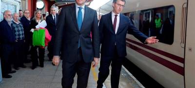 De la Serna promete un viaje en tren de Ourense y Lugo en una hora y 1.600 millones de euros para cumplirlo