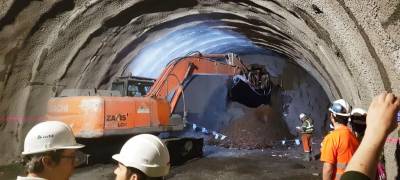 Concluye la perforación del túnel de Cerdedelo, vía derecha