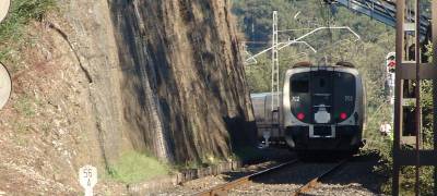 Ya se puede salir en tren de Ourense por la mañana y comer en Barcelona