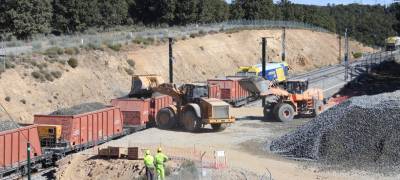El montaje de la vía del AVE en Ourense comenzará por Meamán, que luego será base de mantenimiento de la línea