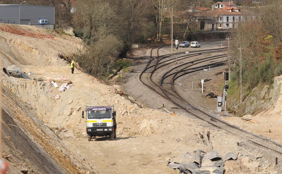 Las obras entre Taboadela y Ourense obligan a desviar el tráfico ferroviario durante quince días en el mes de mayo
