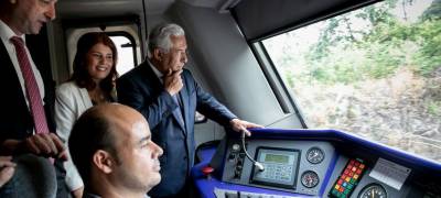 El primer ministro portugués, Antonio Costa inaugura la electrificación a Viana do Castelo