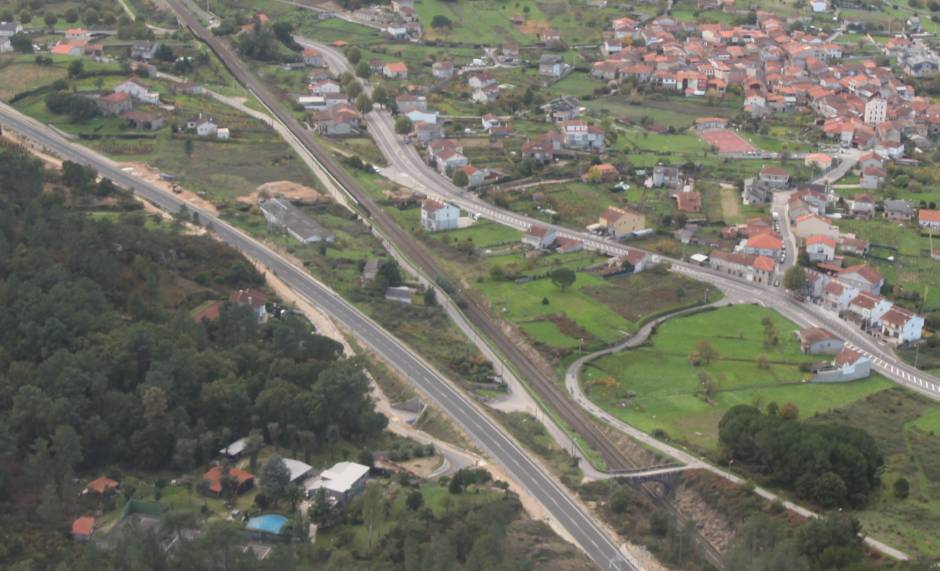 Adif podría recurrir a los fondos de recuperación para la primera parte de la Variante Exterior de Ourense
