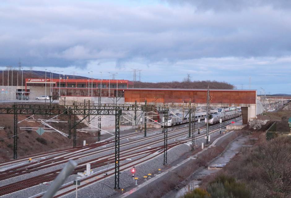 La rotonda de la estación de Sanabria AV estará concluida en enero de 2022