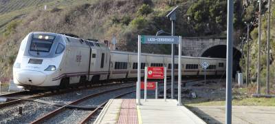 Adif espera llegar a los 4.000 kilómetros de alta velocidad el verano próximo