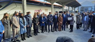 El rey Felipe VI inaugurará el lunes la línea gallega de alta velocidad