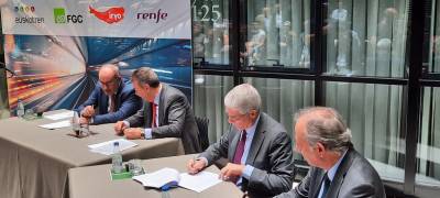Renfe, Iryo y dos operadoras regionales crean una asociación de empresas ferroviarias de viajeros