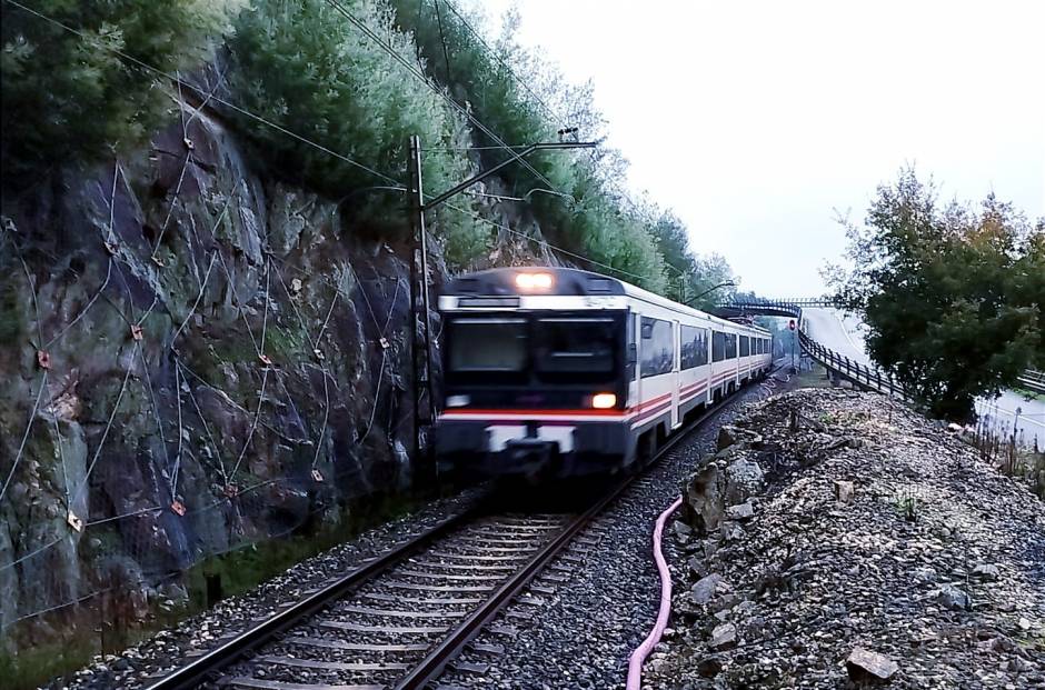 El cierre temporal del tramo Ourense-Monforte retira el tren más veterano de la línea del Miño