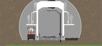 En el tramo Astigarriaga-Irún se están desarrollando obras de implantación del tercer carril que aseguran la continuidad de la futura línea de Alta Velocidad Vitoria/Gasteiz-Donostia/San Sebastián (”Y Vasca”) hasta la frontera francesa a través de la línea convencional Madrid-Hendaya. 
Esta actuación permitirá el uso conjunto de la actual infraestructura por trenes de ancho internacional y de ancho ibérico, facilitando el aumento de la velocidad y la seguridad de las circulaciones de viajeros y mercancías con destino Europa.

Uno de los principales retos para incrementar la velocidad de las circulaciones en el tramo Astigarraga-Irún es ampliar el gálibo de los túneles existentes, adaptándolos a los nuevos criterios y normativa de seguridad de túneles que se están aplicando en la construcción de infraestructuras de alta velocidad. La innovadora solución adoptada es la utilización de maquinaria para la ampliación de la sección de los túneles, sin necesidad de interrumpir o desviar el tráfico de la línea ferroviaria existente.

En esta animación se resumen las diferentes fases que hay que realizar en estos trabajos.

Esta actuación va a ser cofinanciada por el Mecanismo “Conectar Europa” (CEF), de la Unión Europea

Fecha de producción: Agosto de 2017
Código: G2017-02
·Adif·201708·