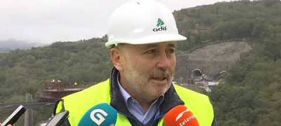 El director general del Adif y el delegado del Gobierno visitan el viaducto de As Teixeiras
