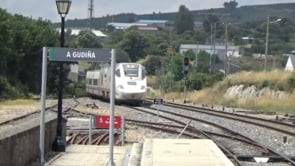 Las obras en Taboadela obligan a un transbordo en autobús que prolongará en más de media hora los viajes entre Galicia y Madrid.