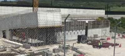 Avanzan las obras en el edificio de viajeros de la estación Porta de Galicia de A Gudiña