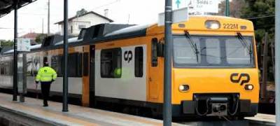 Renfe le debe a Galicia doce trenes obligación de servicio público,  suspendidos durante la pandemia