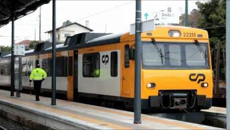 Renfe le debe a Galicia 12 trenes suspendidos durante en pandemia de Obligación de Servicio Público
